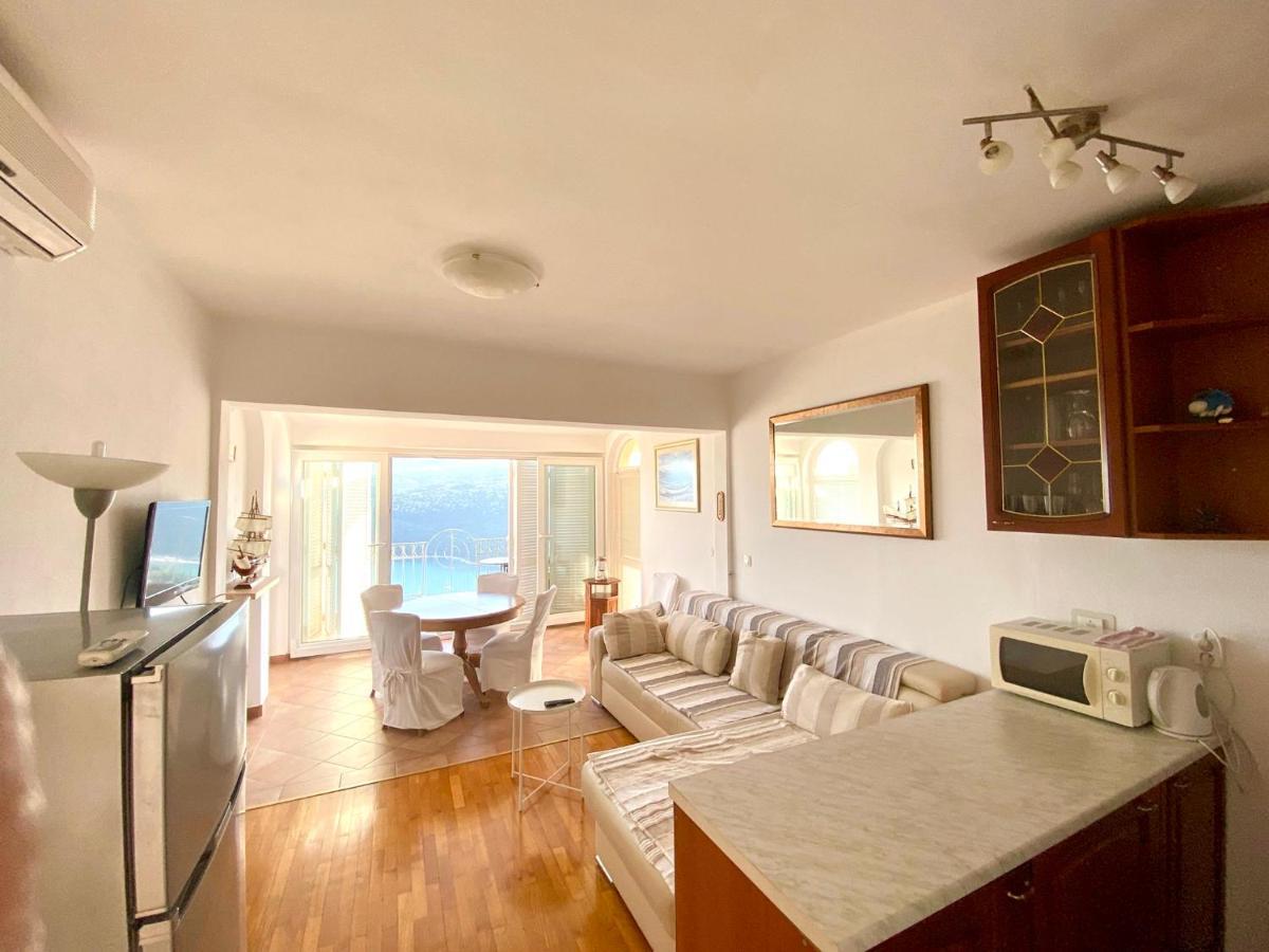 Veronika Apartments Rabac Extérieur photo